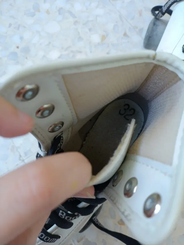 Patines de 4 ruedas blancos