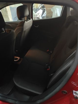 Renault Clio 2015 (ÚNICO PROPIETARIO)