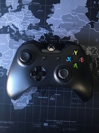 Mando Xbox One Negro