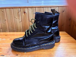 Botas Dr. Martens Negras Charol