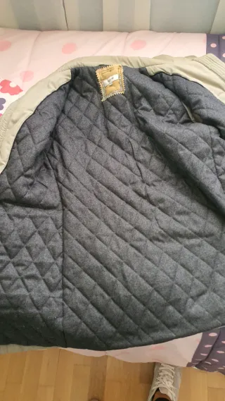 Gabardina acolchada mujer beige