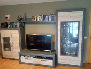 Mueble salón completo TV y vitrina