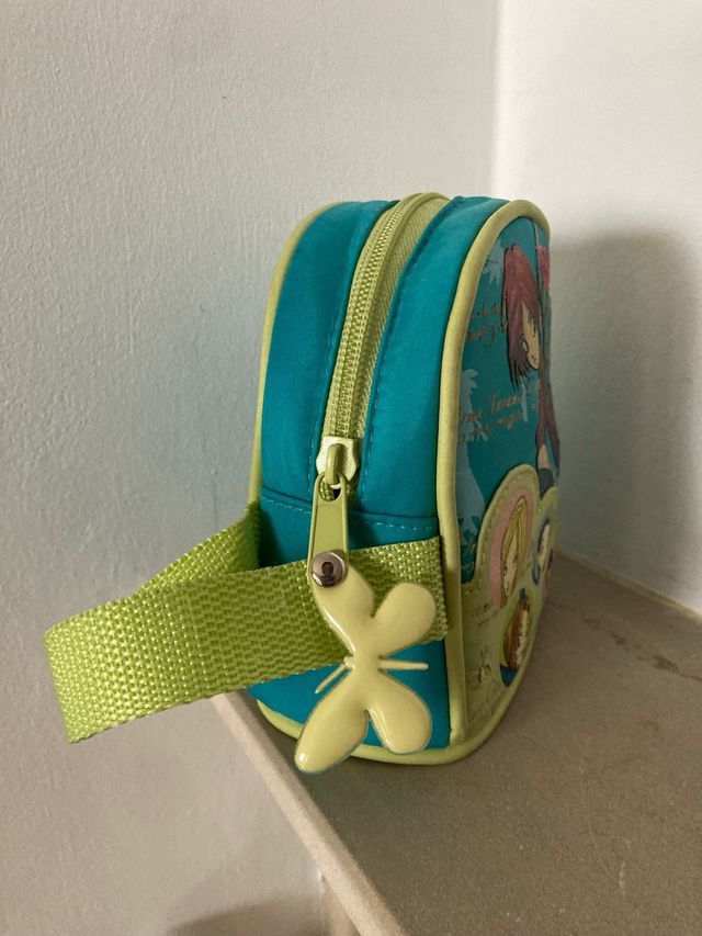 Bolsa W.I.T.C.H. verde e azul Lancheira Disney
