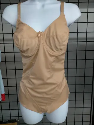 Body Warners Beige Talla 100C