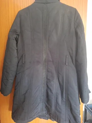 Chaqueta larga negra talla M.
