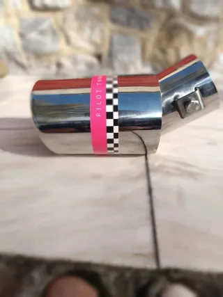 Cola de escape Pilot cromada