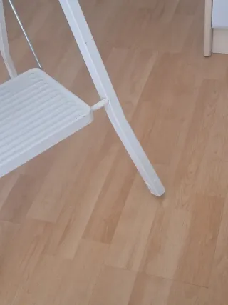 Escalera metálica plegable 2 peldaños