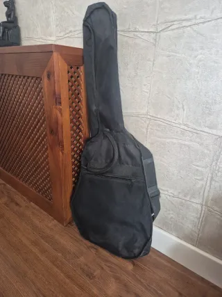 Guitarra española para niño con funda, reposapies