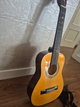 Guitarra española para niño con funda, reposapies