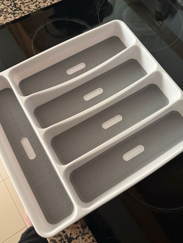 Organizzatore per posate in plastica e silicone