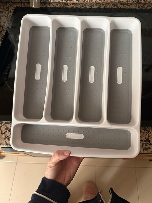 Organizzatore per posate in plastica e silicone