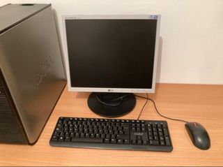 Pantalla LG, Teclado y Ratón PC