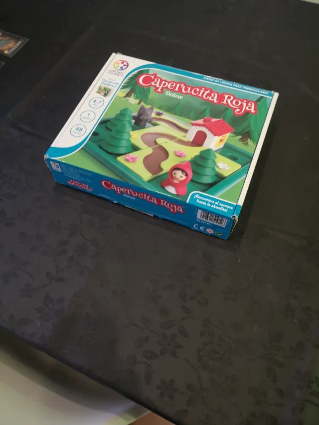 Caperucita Roja Deluxe y Los tres cerditos deluxe