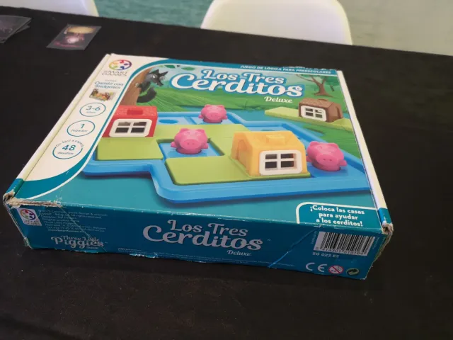 Caperucita Roja Deluxe y Los tres cerditos deluxe