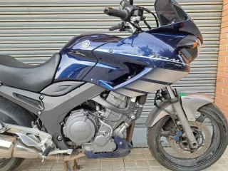 Yamaha TDM 900  Leer BIEN
