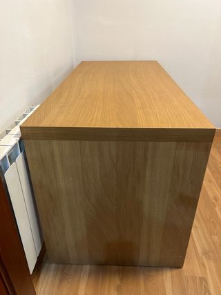 Escritorio de madera Ikea