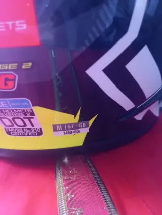 Casco de moto MT Revenge 2