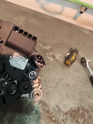 Alternador Audi 1.4 TFSI Referencia F000BL08J3