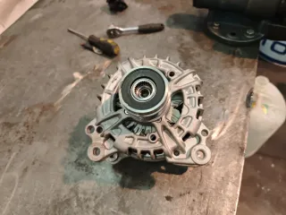 Alternador Audi 1.4 TFSI Referencia F000BL08J3