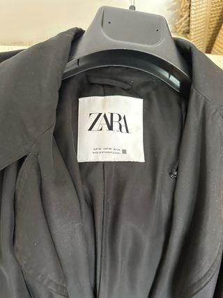 Trench Zara Negro Talla XS