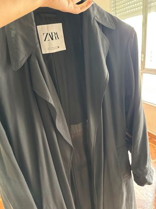 Trench Zara Negro Talla XS