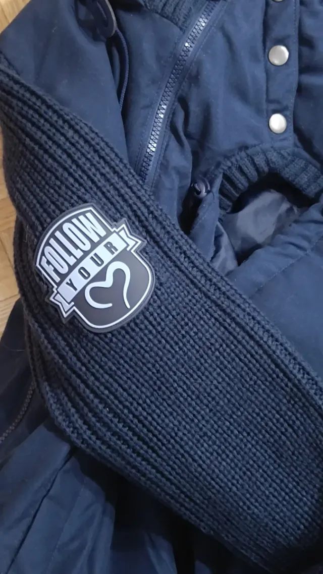 Abrigo premamá y porteo 3 en1. Unisex