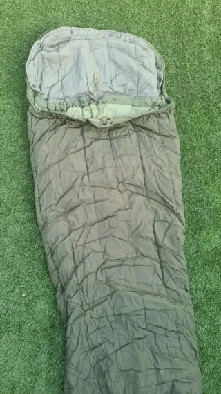 Saco de dormir militar verde