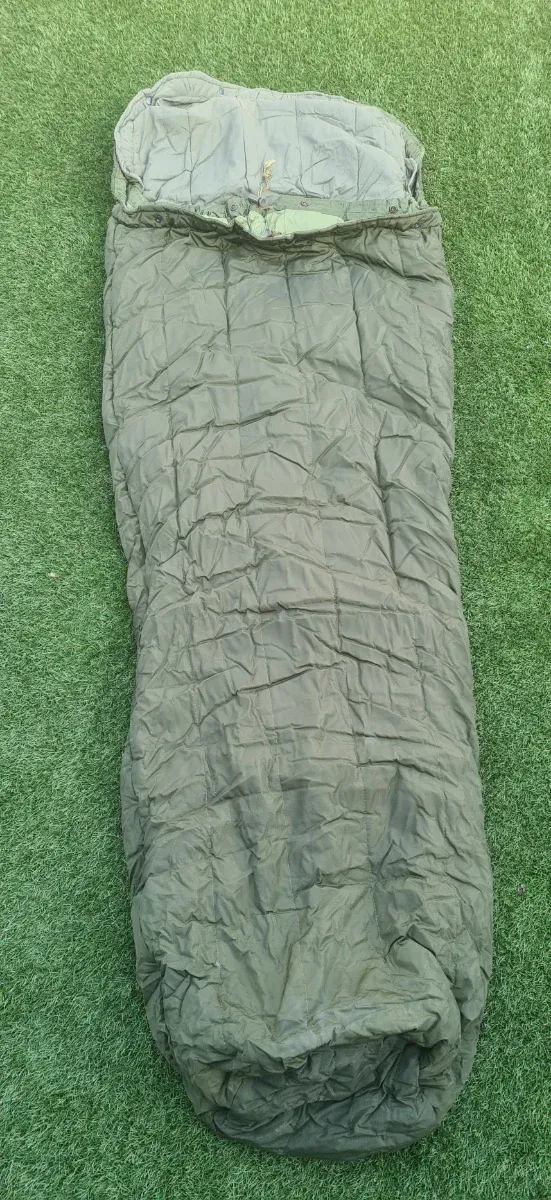 Saco de dormir militar verde