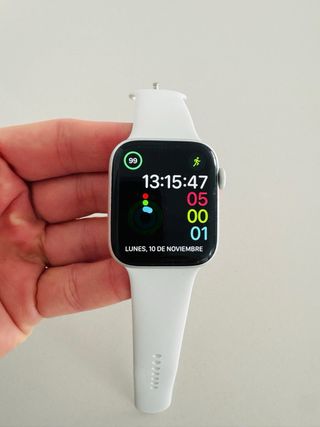 Apple Watch Series 4,  44mm GPS y LTE.