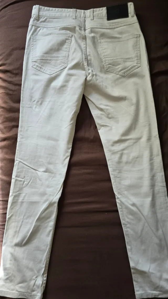 Pantalón Zara blanco como nuevo