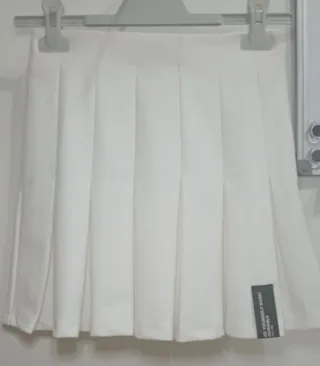 Falda Blanca Bershka