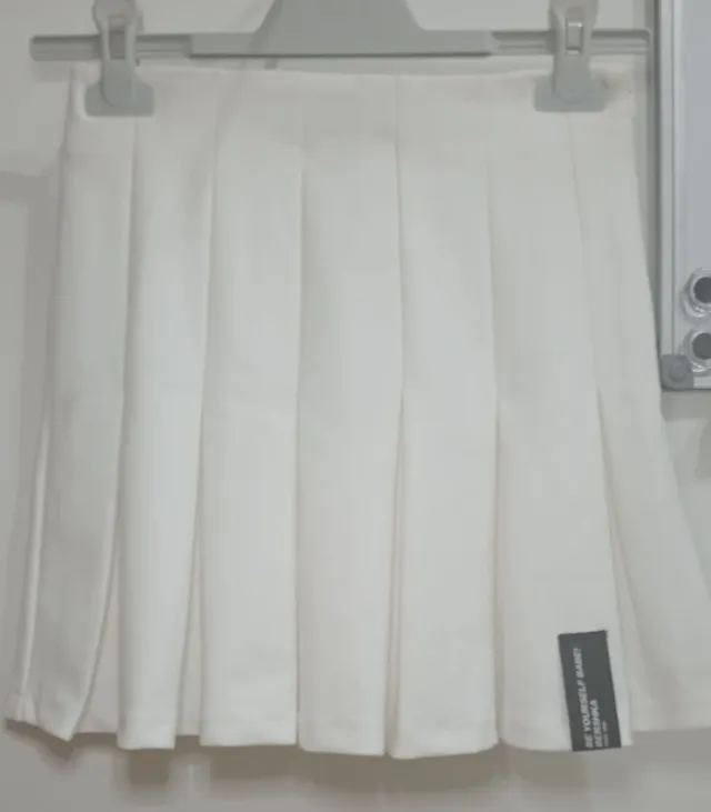 Falda Blanca Bershka