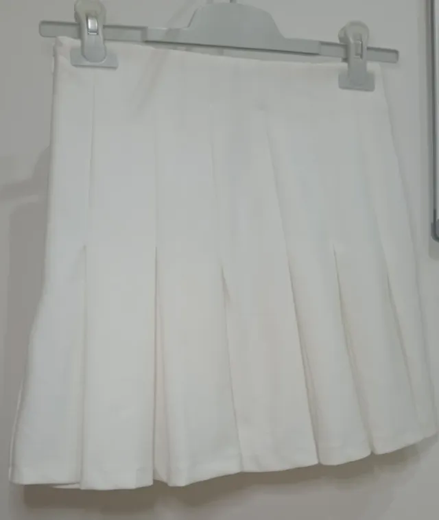 Falda Blanca Bershka