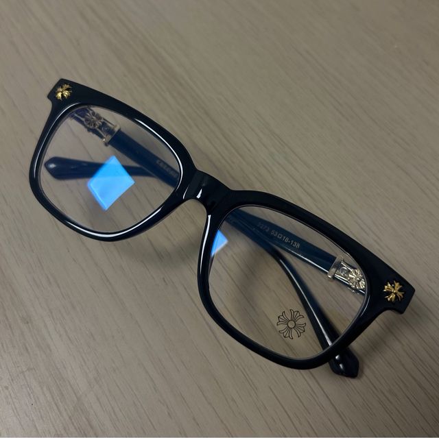 Gafas Chrome Hearts Negras y Doradas