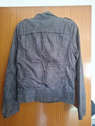 Chaqueta BSK Estampado Leopardo Talla M