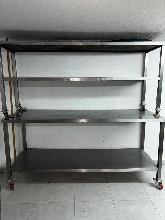 Estantería de acero inoxidable con ruedas