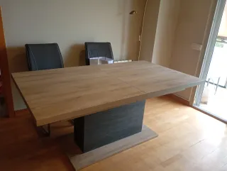 Mesa de comedor extensible de madera