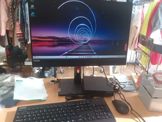 Lenovo ThinkCentre M75q Gen 5