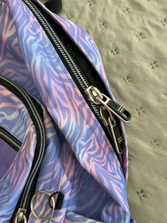 Mochila y estuche escolar TOTO