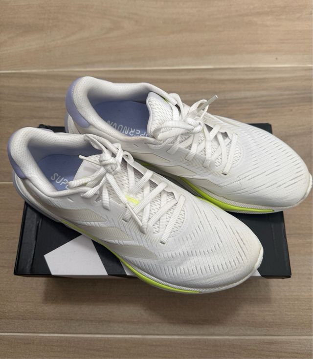 Zapatillas Adidas Supernova blancas