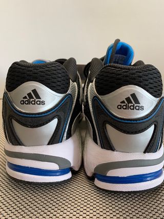 Zapatillas deportivas Adidas nuevas