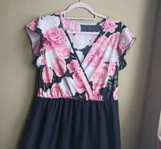 Vestito floreale con rose