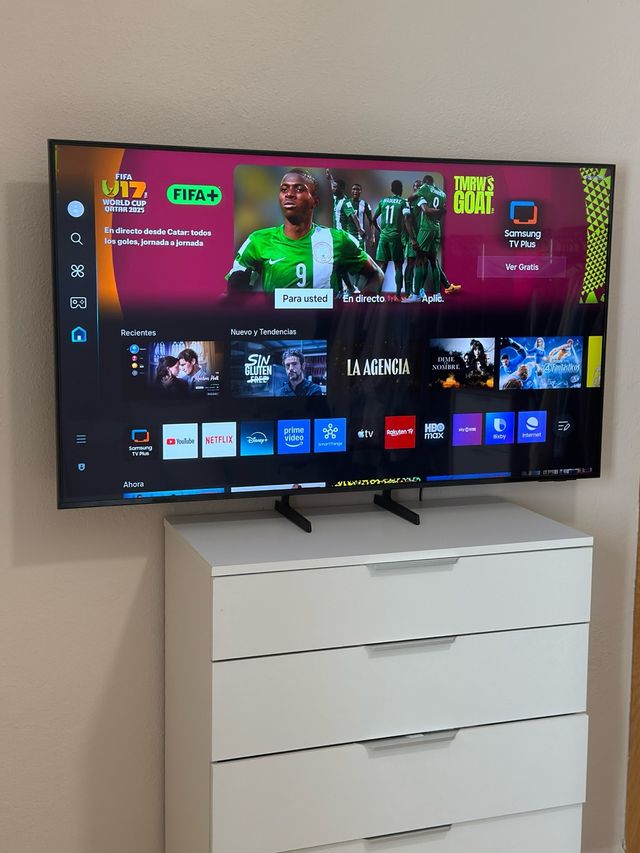 Samsung TV Crystal UHD 55” 4K Smart TV