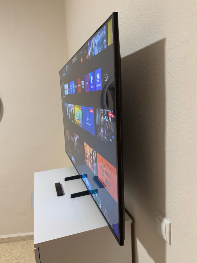 Samsung TV Crystal UHD 55” 4K Smart TV