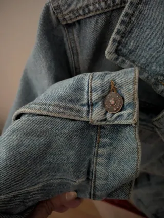 Chaqueta vaquera oversize bordada