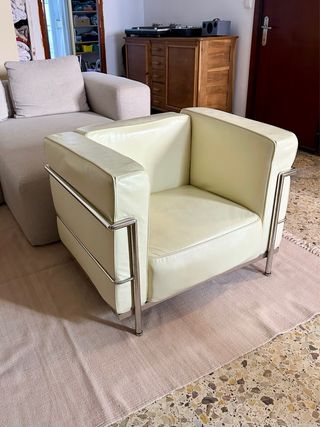 Poltrona in pelle avorio e acciaio metà secolo