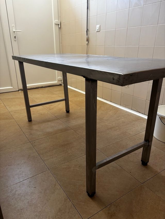 Mesa de trabajo de acero inoxidable