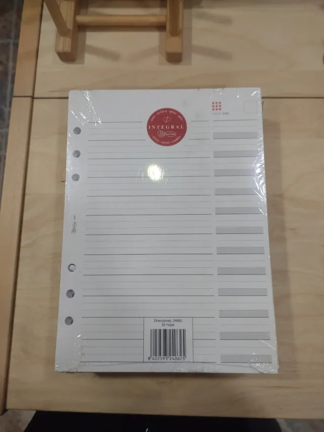 Expositor con complementos de agenda