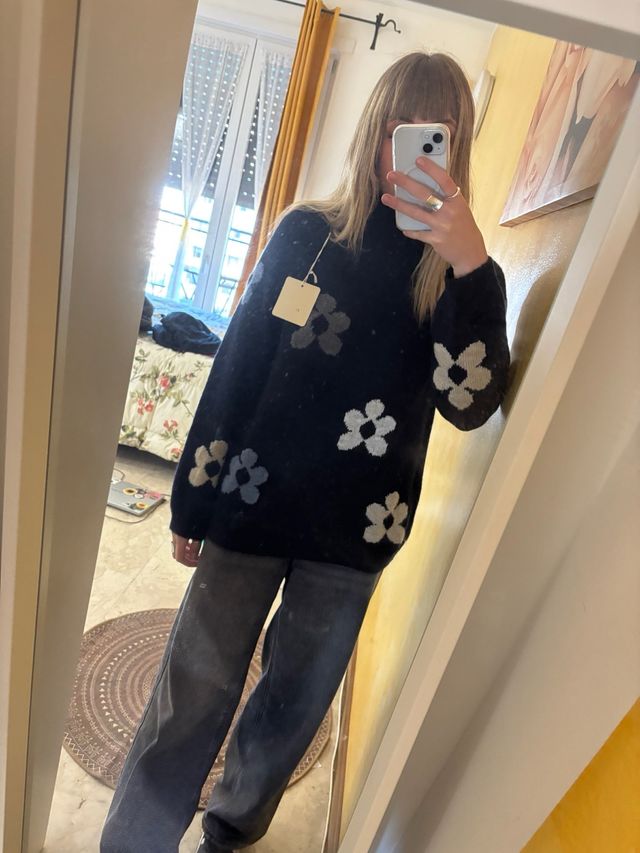 Maglione blu con fiori taglia M/L