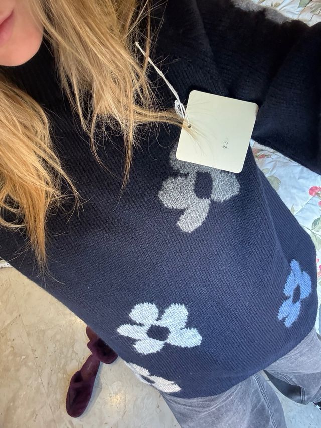 Maglione blu con fiori taglia M/L